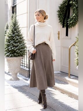 Zara Off-White Knit Sweater